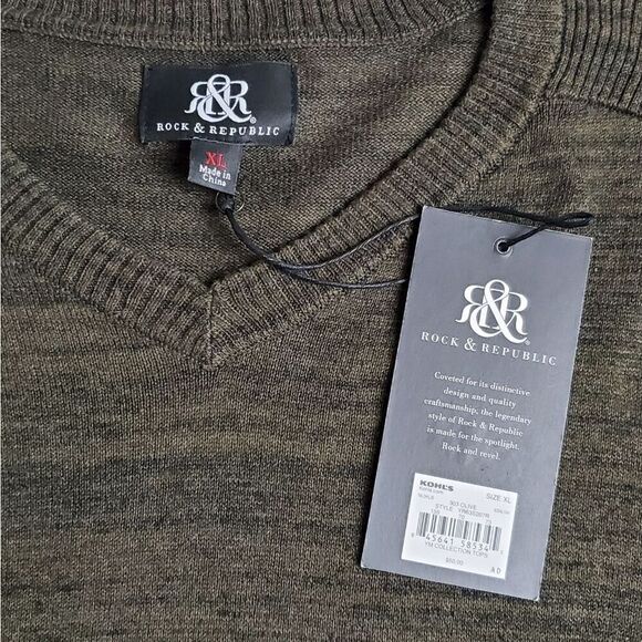 Rock & Republic Young Man's XL Olive V-Neck Sweater - Picture 6 of 7